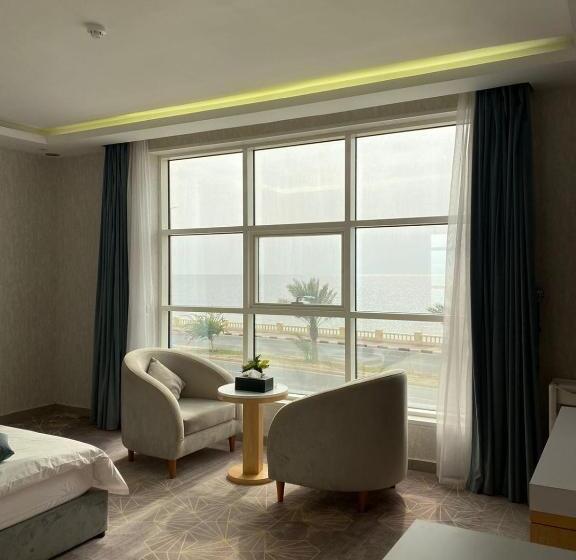 فندق روزلاند املج الشاطئ