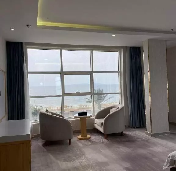 فندق روزلاند املج الشاطئ