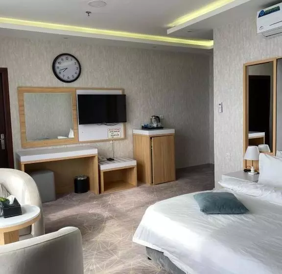 فندق روزلاند املج الشاطئ