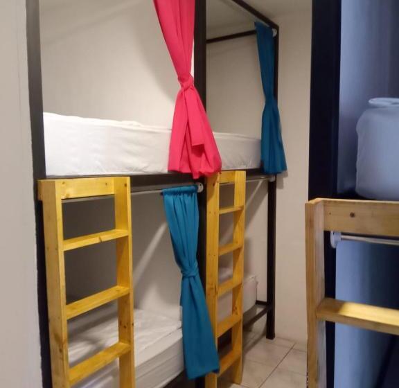 住宿加早餐 Casa Escalante Hostel