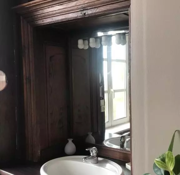 ベッドアンドブレックファースト Mercier De Montigny   Les Chambres Du Beffroi   Spa Et Massage