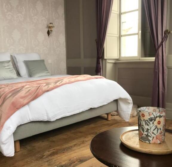 مبيت وإفطار Mercier De Montigny   Les Chambres Du Beffroi   Spa Et Massage