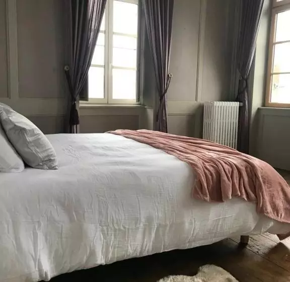 ベッドアンドブレックファースト Mercier De Montigny   Les Chambres Du Beffroi   Spa Et Massage