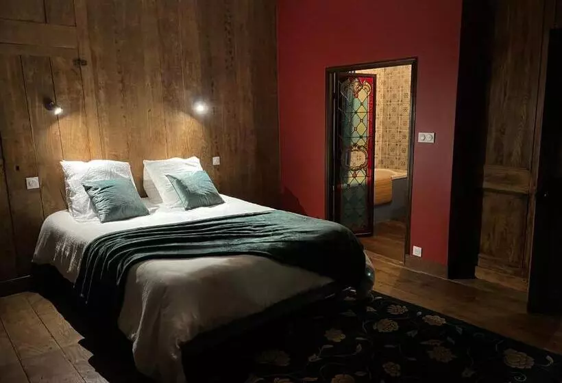 ベッドアンドブレックファースト Mercier De Montigny   Les Chambres Du Beffroi   Spa Et Massage