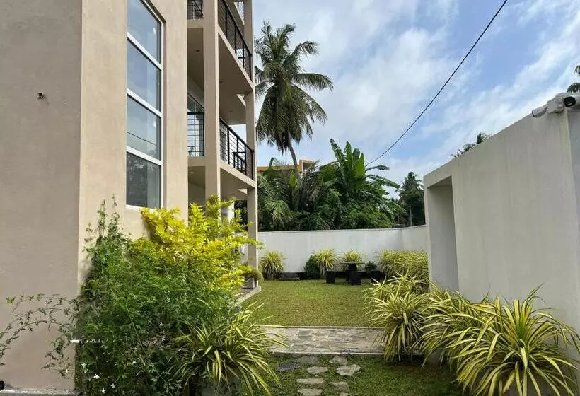 ベッドアンドブレックファースト Silina Airport Residence