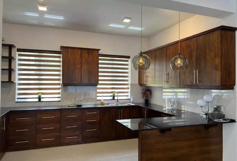 ベッドアンドブレックファースト Silina Airport Residence