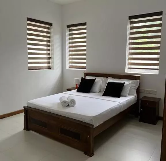 ベッドアンドブレックファースト Silina Airport Residence