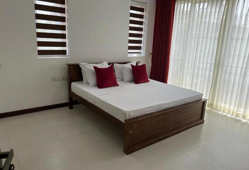 ベッドアンドブレックファースト Silina Airport Residence