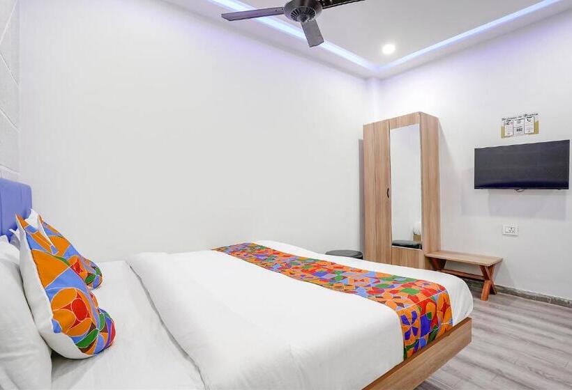 Fabhotel Vrundavan, Athwa