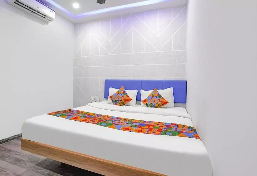 Fabhotel Vrundavan, Athwa