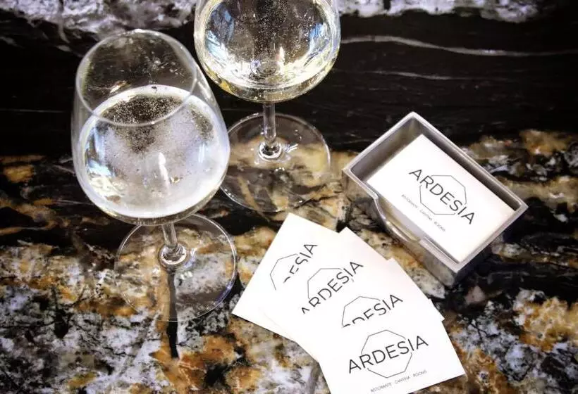 ホテル Ardesia