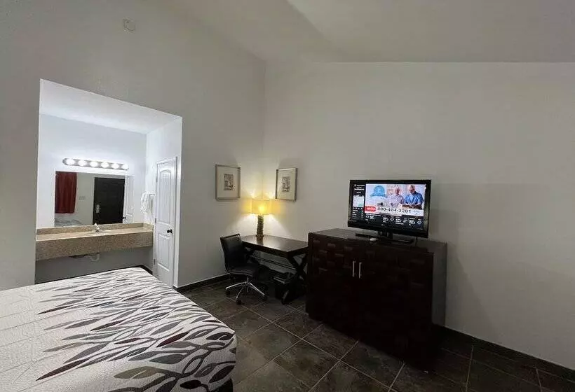 ホテル Bass Inn   Choke Canyon National Park