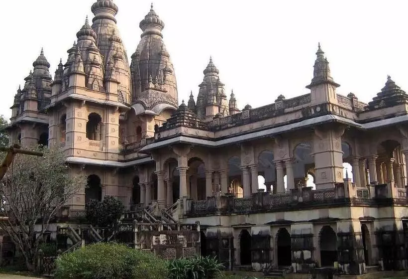 Hotelli Bharati