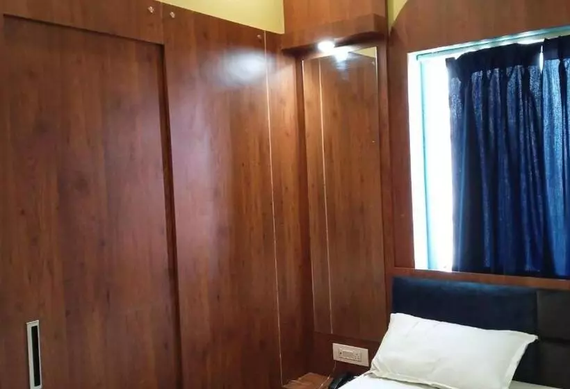 Hotelli Bharati