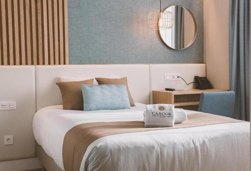 هتل Candor