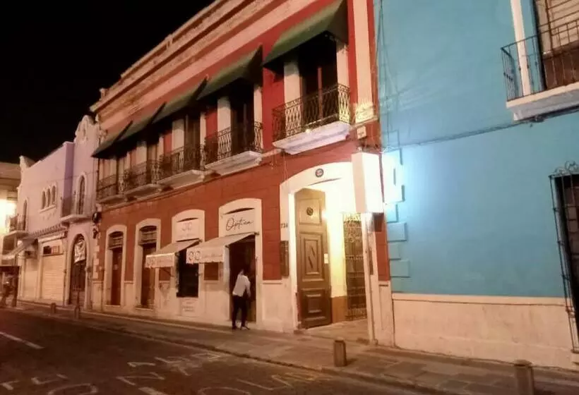 ホテル Don Pedro