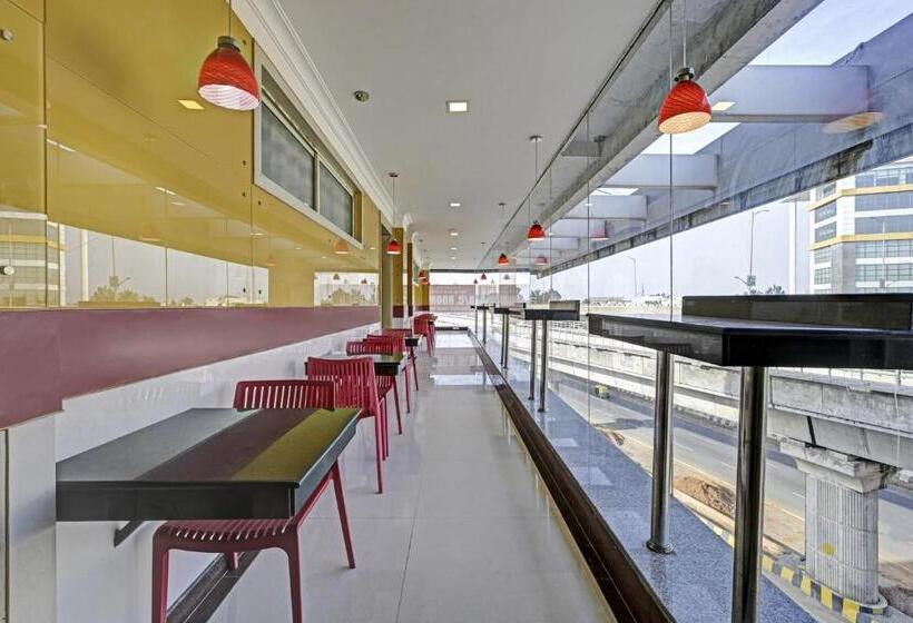 هتل Collection O Sri Sai Ram Suites