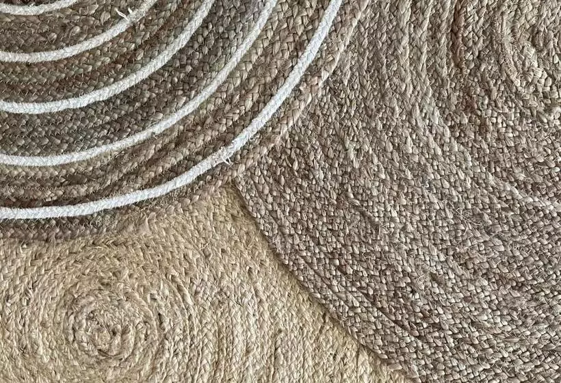 Hotelli Looking2good