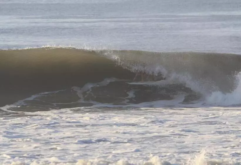 Hotelli Looking2good