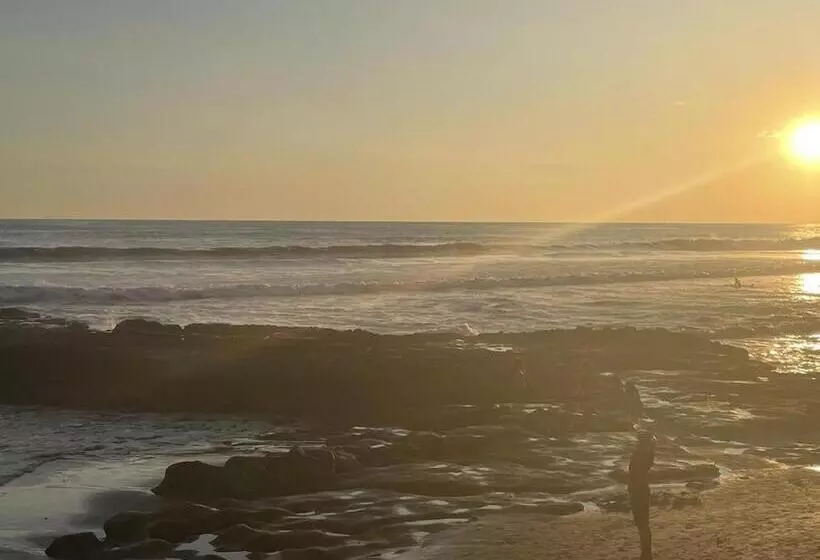 Hotelli Looking2good