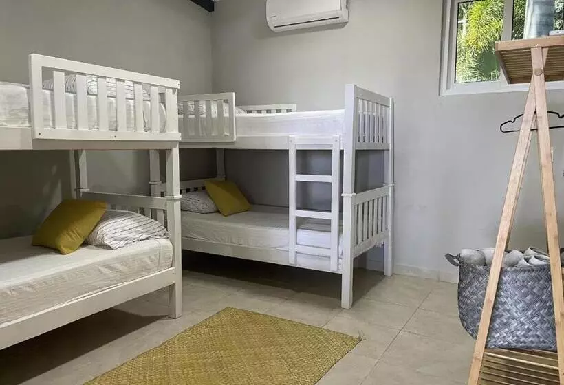 Hotelli Looking2good