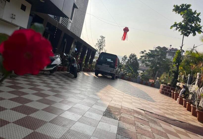 Отель S2 Residency