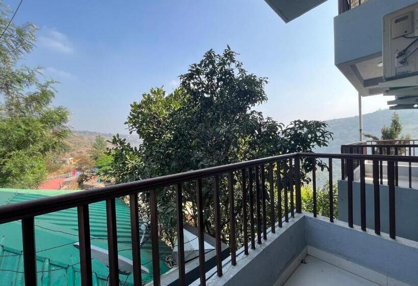 Отель S2 Residency