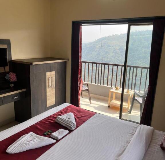 Отель S2 Residency