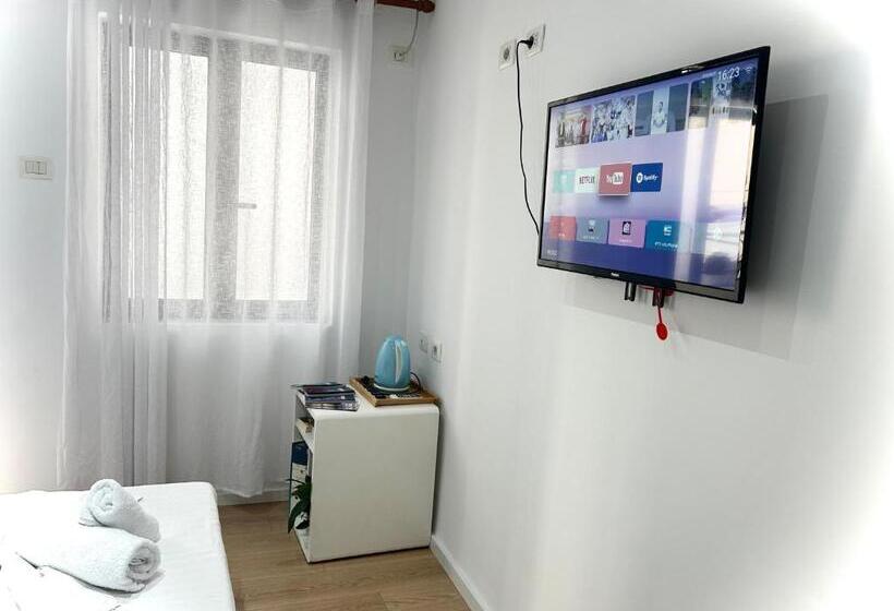 호텔 Tirana Square