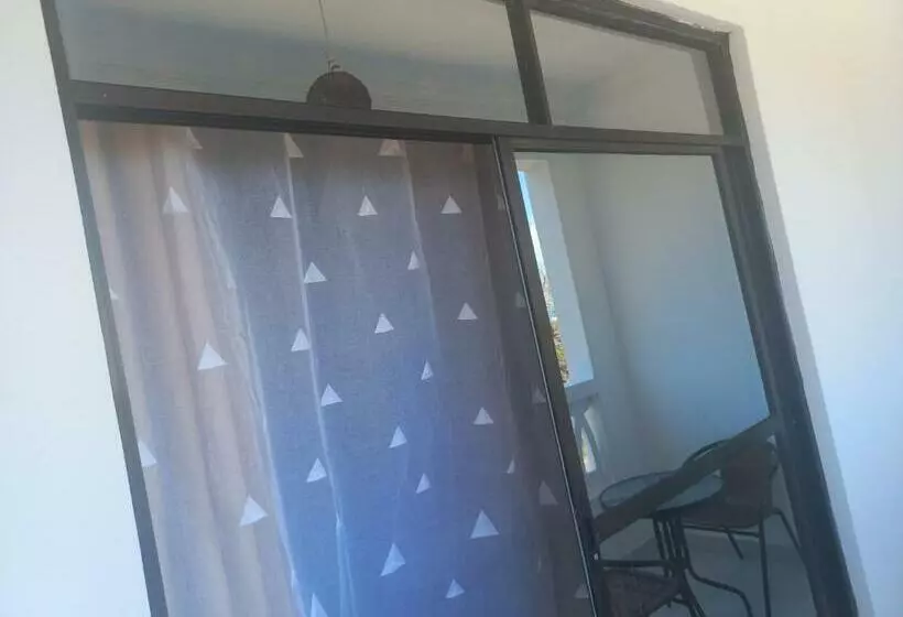 Maranda Deluxe Double Seaview Room   B&b With Pool