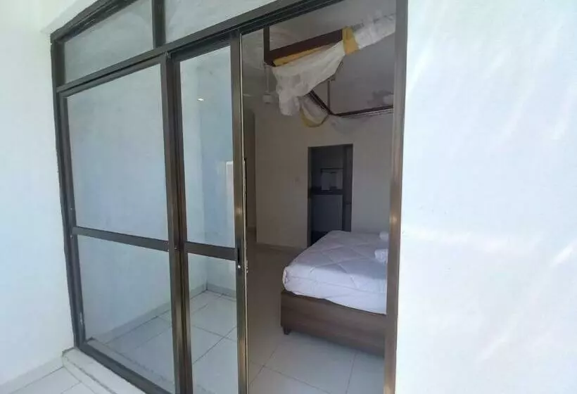 Maranda Deluxe Double Seaview Room   B&b With Pool