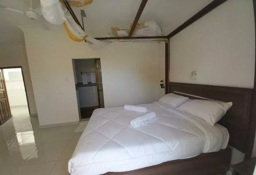 Maranda Deluxe Double Seaview Room   B&b With Pool