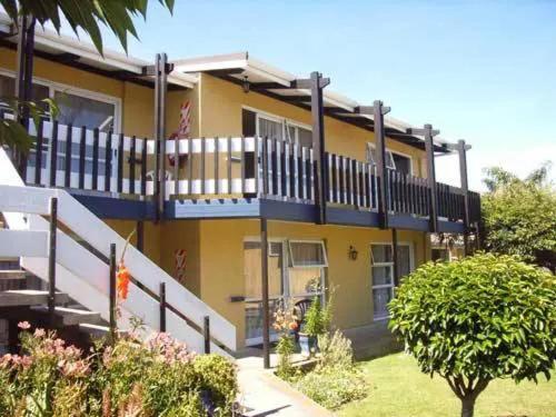 Parkside Motel And Apartments