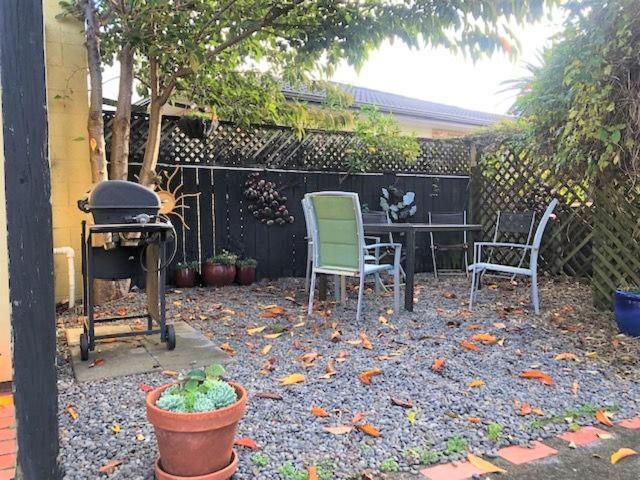 Parkside Motel And Apartments