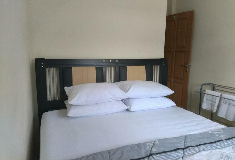 Пансион Aab Guest House Tomohon