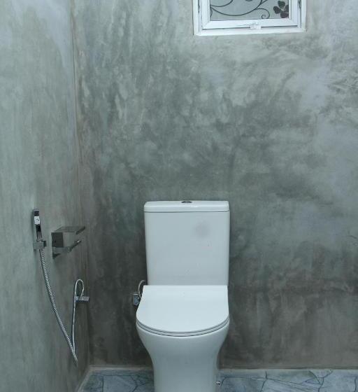 פנסיון Anu Villa Kabalana