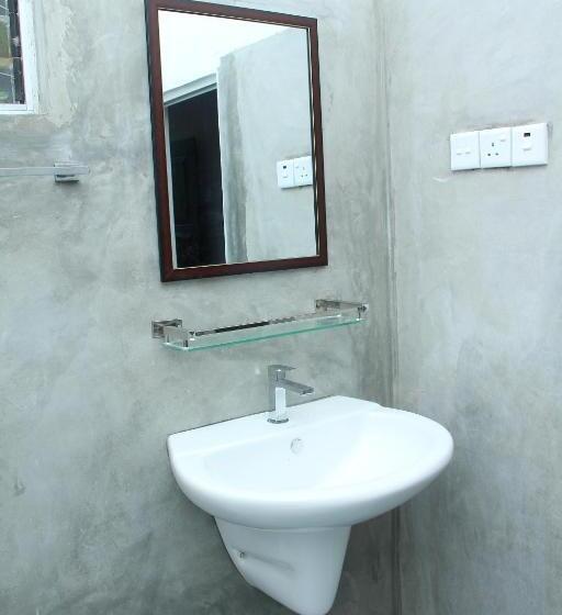 פנסיון Anu Villa Kabalana