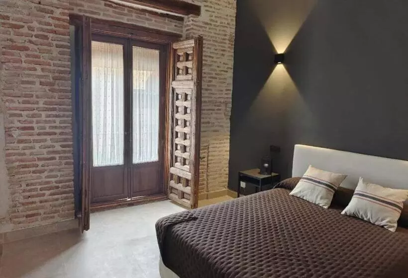 Majatalo Casa De Los Mendoza   Casa Solariega En El Casco Histórico