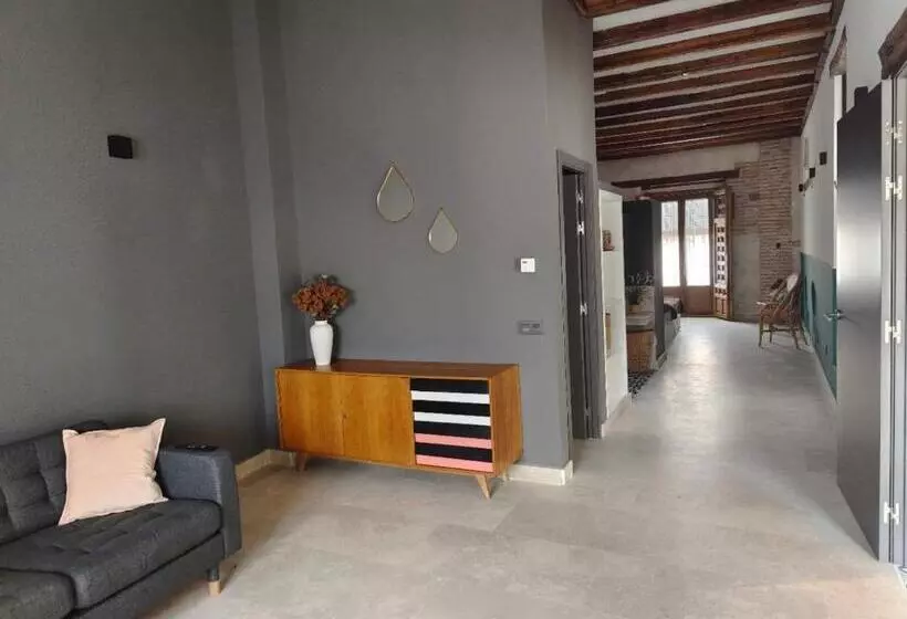 Majatalo Casa De Los Mendoza   Casa Solariega En El Casco Histórico