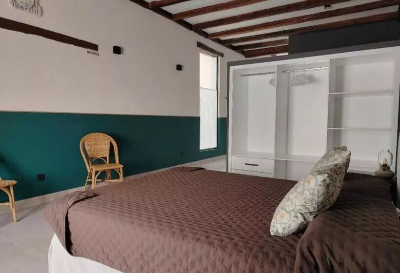 Majatalo Casa De Los Mendoza   Casa Solariega En El Casco Histórico