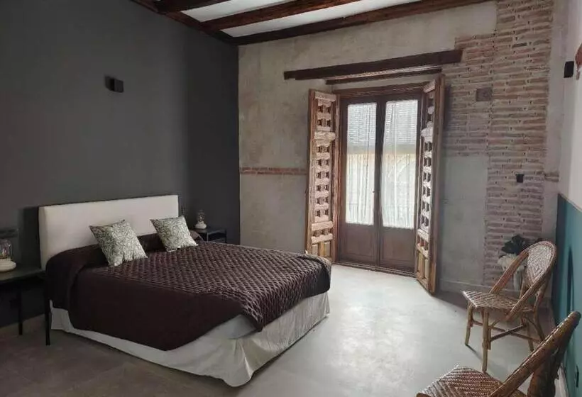 Majatalo Casa De Los Mendoza   Casa Solariega En El Casco Histórico