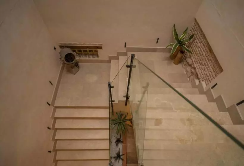 Majatalo Casa De Los Mendoza   Casa Solariega En El Casco Histórico