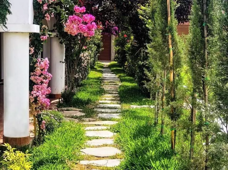 Majatalo Casa Hotel Mamaluna