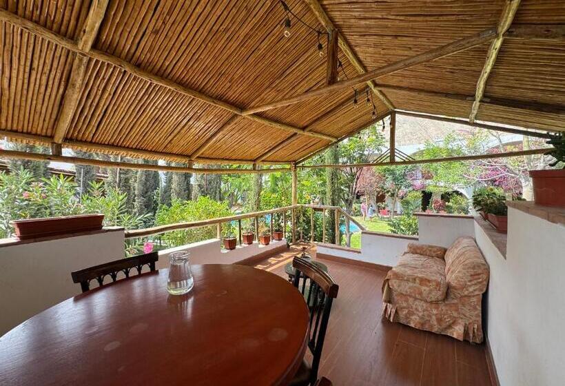 פנסיון Casa Hotel Mamaluna