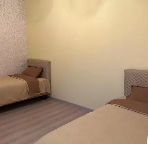 Majatalo Roman S Guest House In Garni