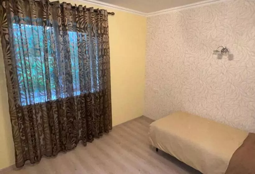 Majatalo Roman S Guest House In Garni