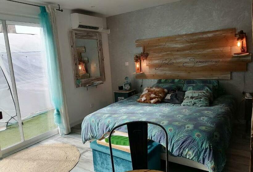 Majatalo Room In Guest Room   Logement Prive Cosy Et Chaleureux Equipe Dune Chambre Avec Spasauna