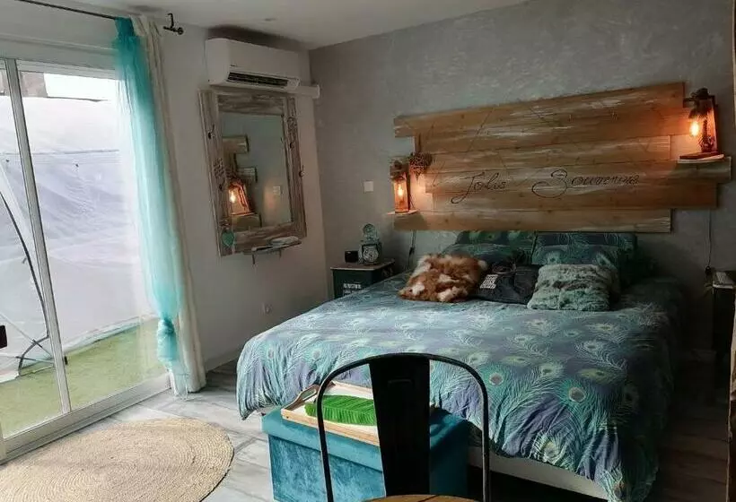 ペンション Room In Guest Room   Logement Prive Cosy Et Chaleureux Equipe Dune Chambre Avec Spasauna