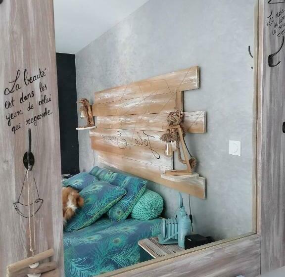 Majatalo Room In Guest Room   Logement Prive Cosy Et Chaleureux Equipe Dune Chambre Avec Spasauna