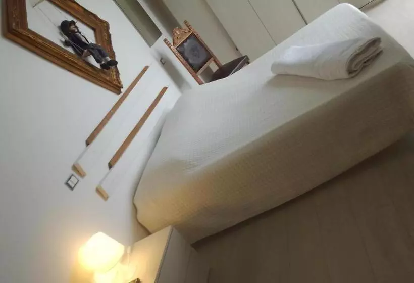 ペンション Roomsfree!!!!